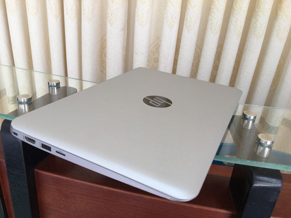 HP Folio 1020 g1 (3)