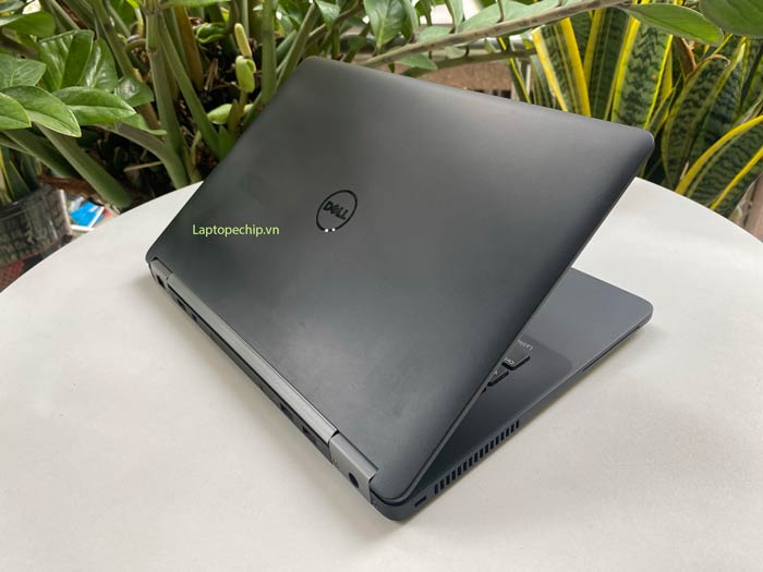 Dell-Latitude-7270-(4)
