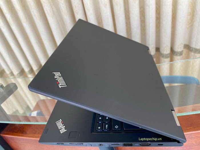 Thinkpad-Yoga-260-(5)