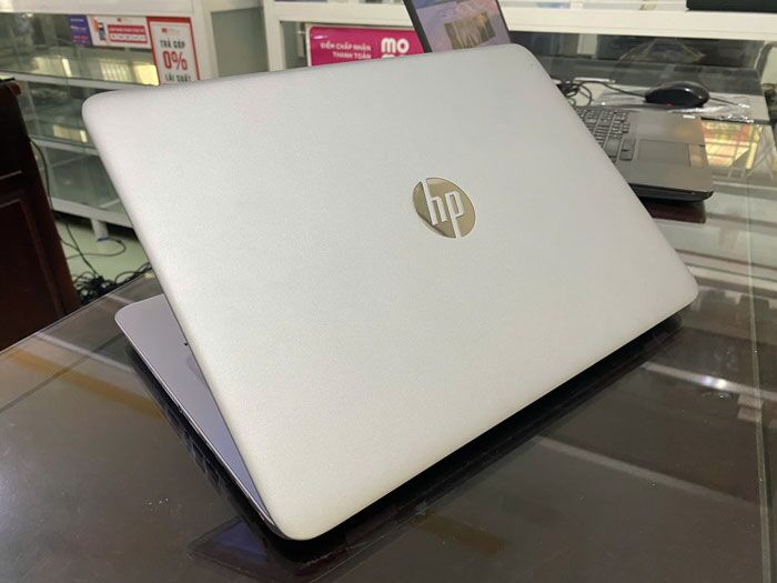 HP-Elitebook-745-G3-(5)