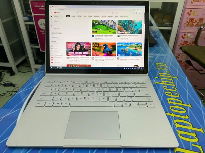 Surface-Book -(1)
