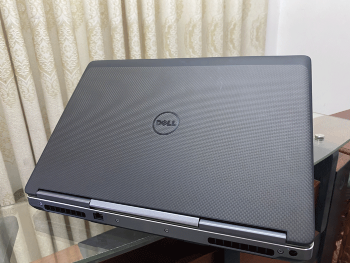 Dell-precision-7520---(2)