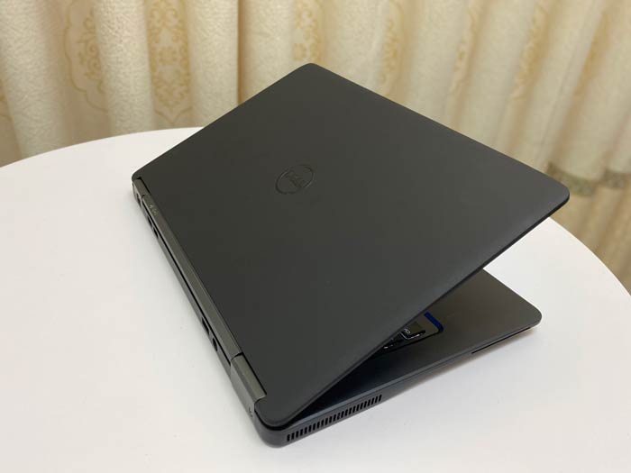 Dell-Latitude-E7250-(3)