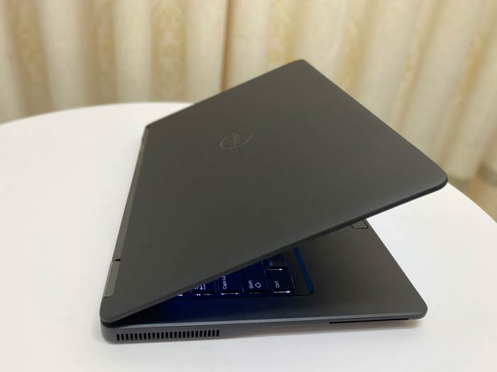 Dell-Latitude-E7250-(4)
