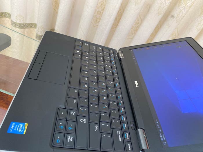 Dell-Latitude-E7240-(4)