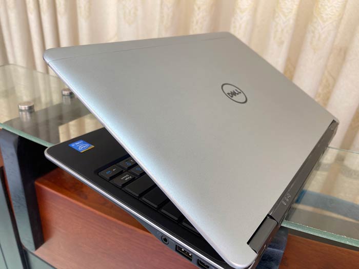 Dell-Latitude-E7240-(5)