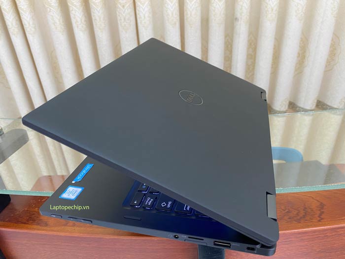 Dell-Latitude-5289-(4)