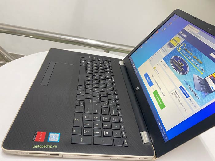 HP-Laptop-15--bs0xxx-(5)