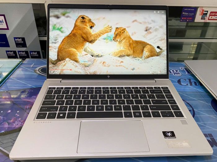 HP-Elitebook-645-G9-(4)
