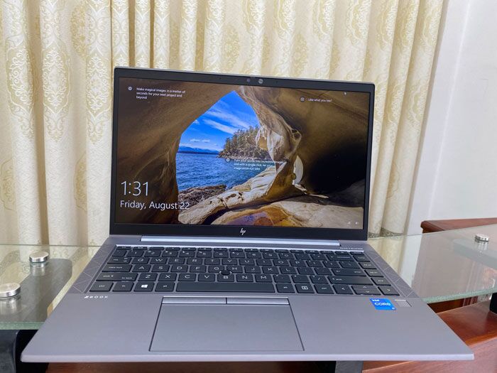 HP-ZBook-Firefly-14-G8-(2)