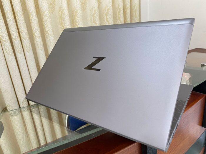 HP-ZBook-Firefly-14-G8-(3)
