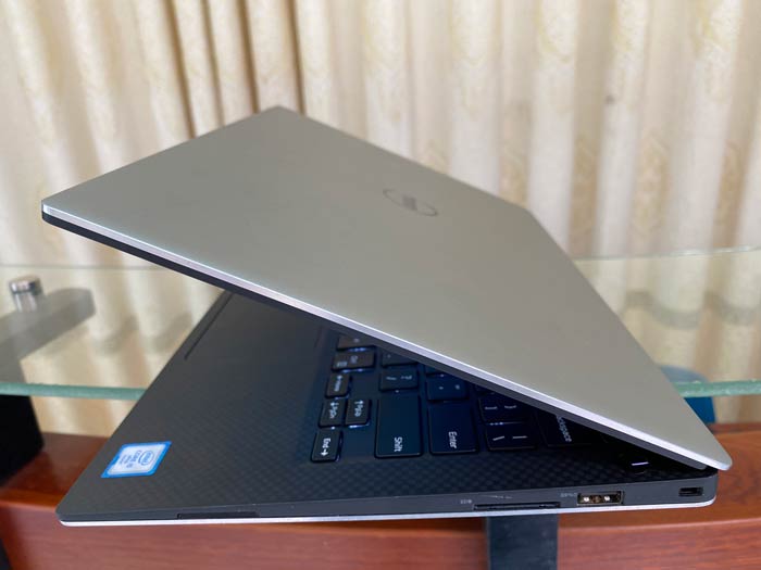Dell-XPS-9350-(3)
