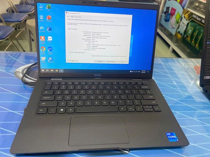 Dell-Latitude-7320-(1)