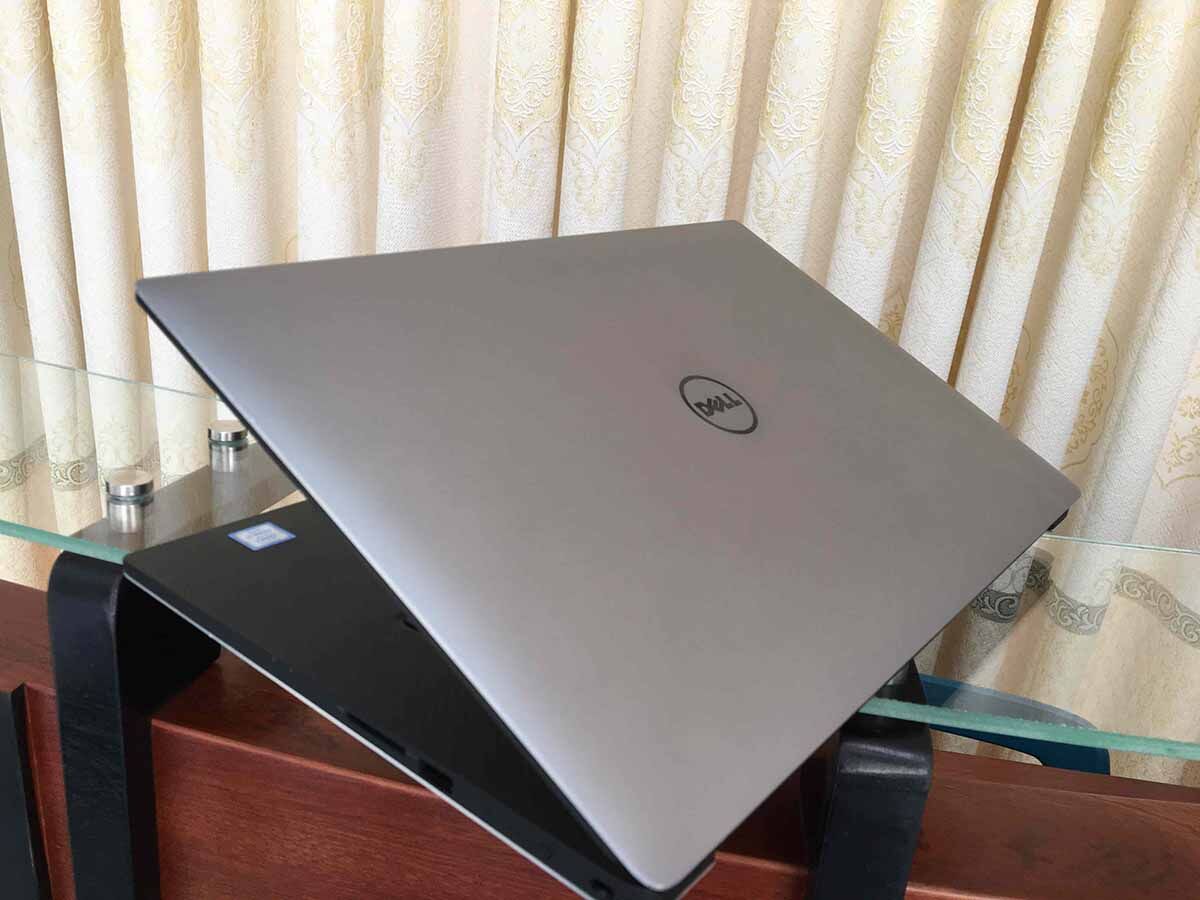 Dell-Precision-M5510-10