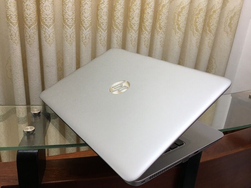 HP elitebook 840 g3 (2)