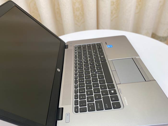 HP-Elitebook-850-G2-(4)
