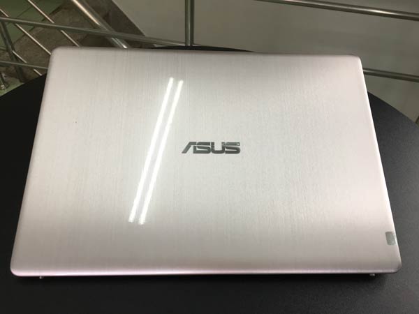 ASUS-VivoBook-S430FN-(6)