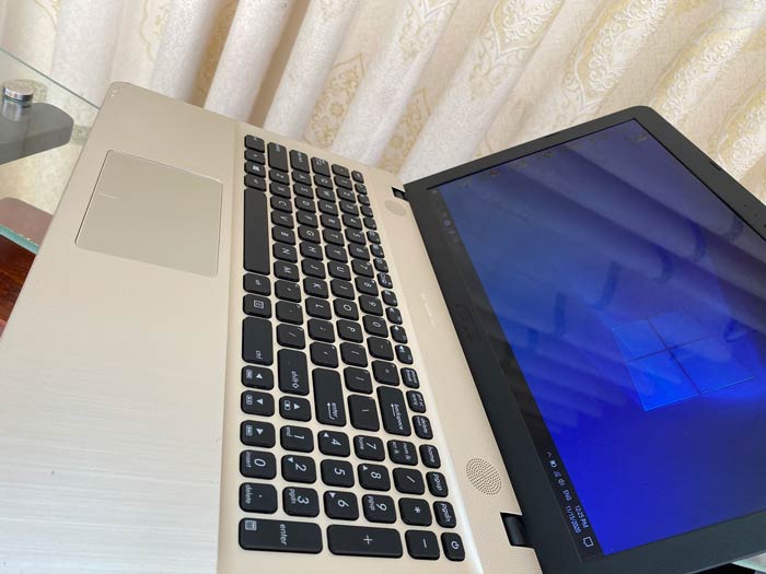 ASUS-X541NA-(3)