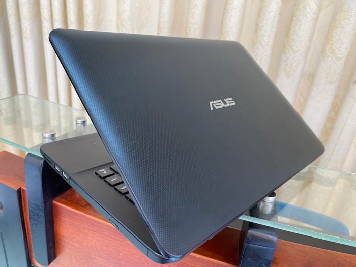 Asus-X455LAB-(1)