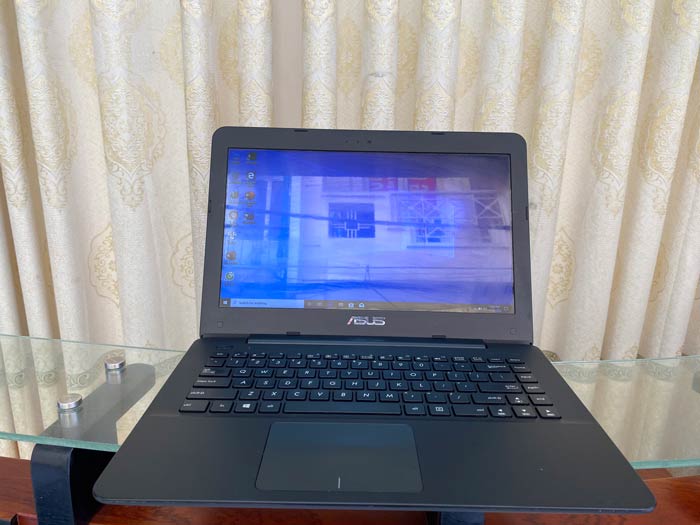 Asus-X455LAB-(3)