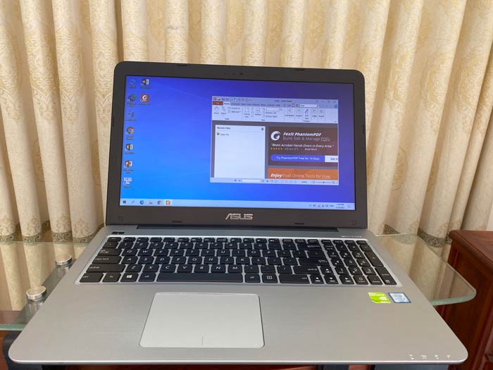 Asus-X556UR-(1)