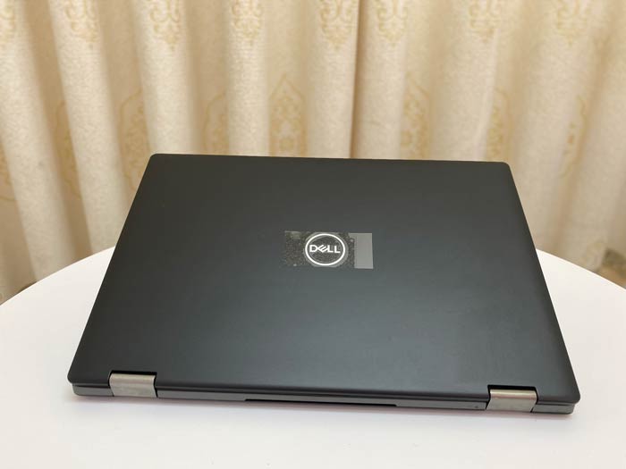 Dell-Inspiron-7353-(3)
