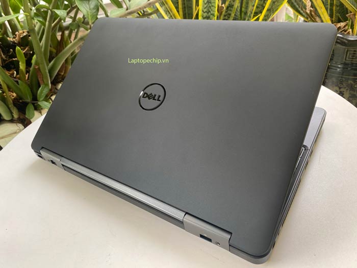 DELL-Latitude-E5540-(2)
